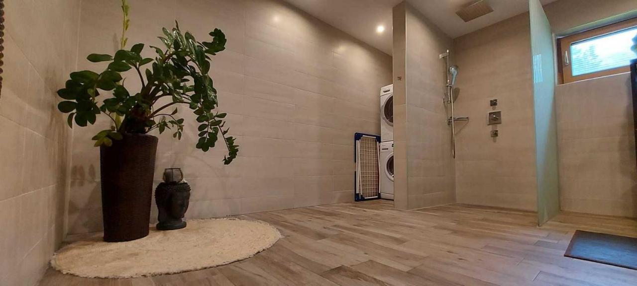 Haus Wibmer Erika Apartment Matrei in Osttirol Bagian luar foto